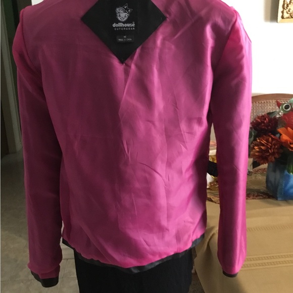HOST PICK-DOLLHOUSE BLACK JACKET/ HOT PINK LINING/ LIGHTLY PADDED SHOULDERS/SZ M - Picture 2 of 5